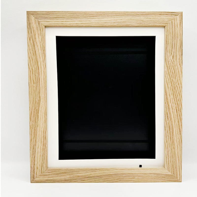 MoomiFrame™ – Swap & Showcase Kids’ Art Frame