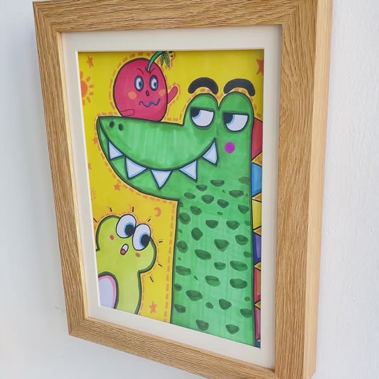 MoomiFrame™ – Swap & Showcase Kids’ Art Frame